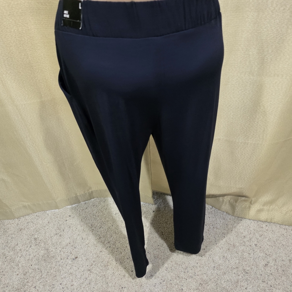 EXPRESS Women's Navy Pants LARGE. 28IN INSEAM